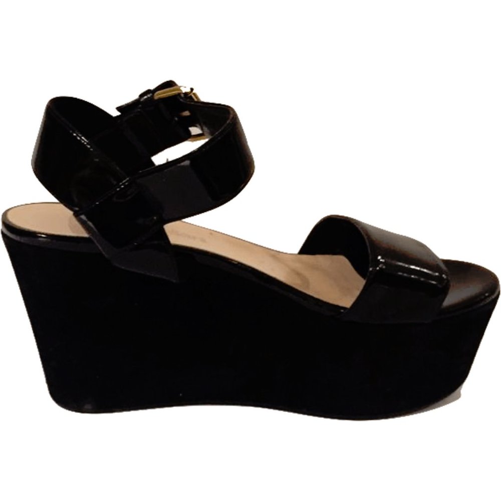 Giana Meliani platform
